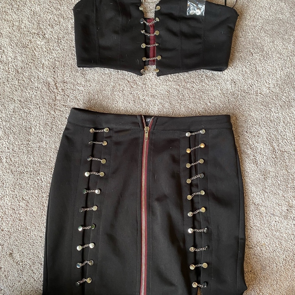 Two piece mini skirt set